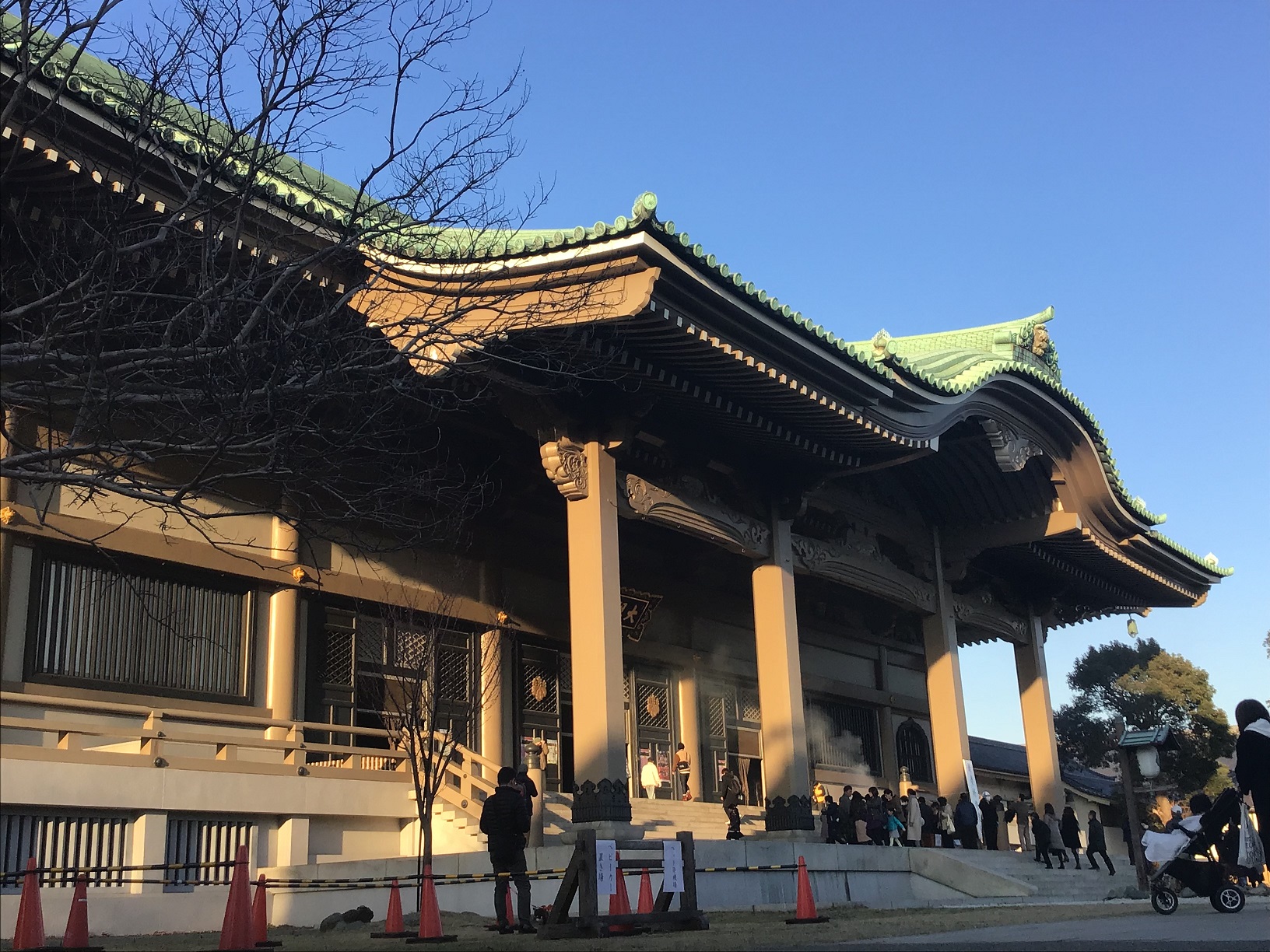 鶴見散歩・・。