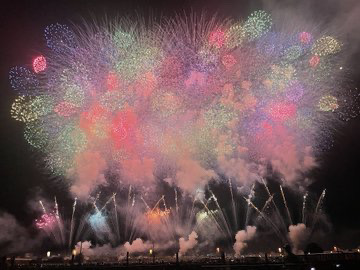 花火をチラ見🎆